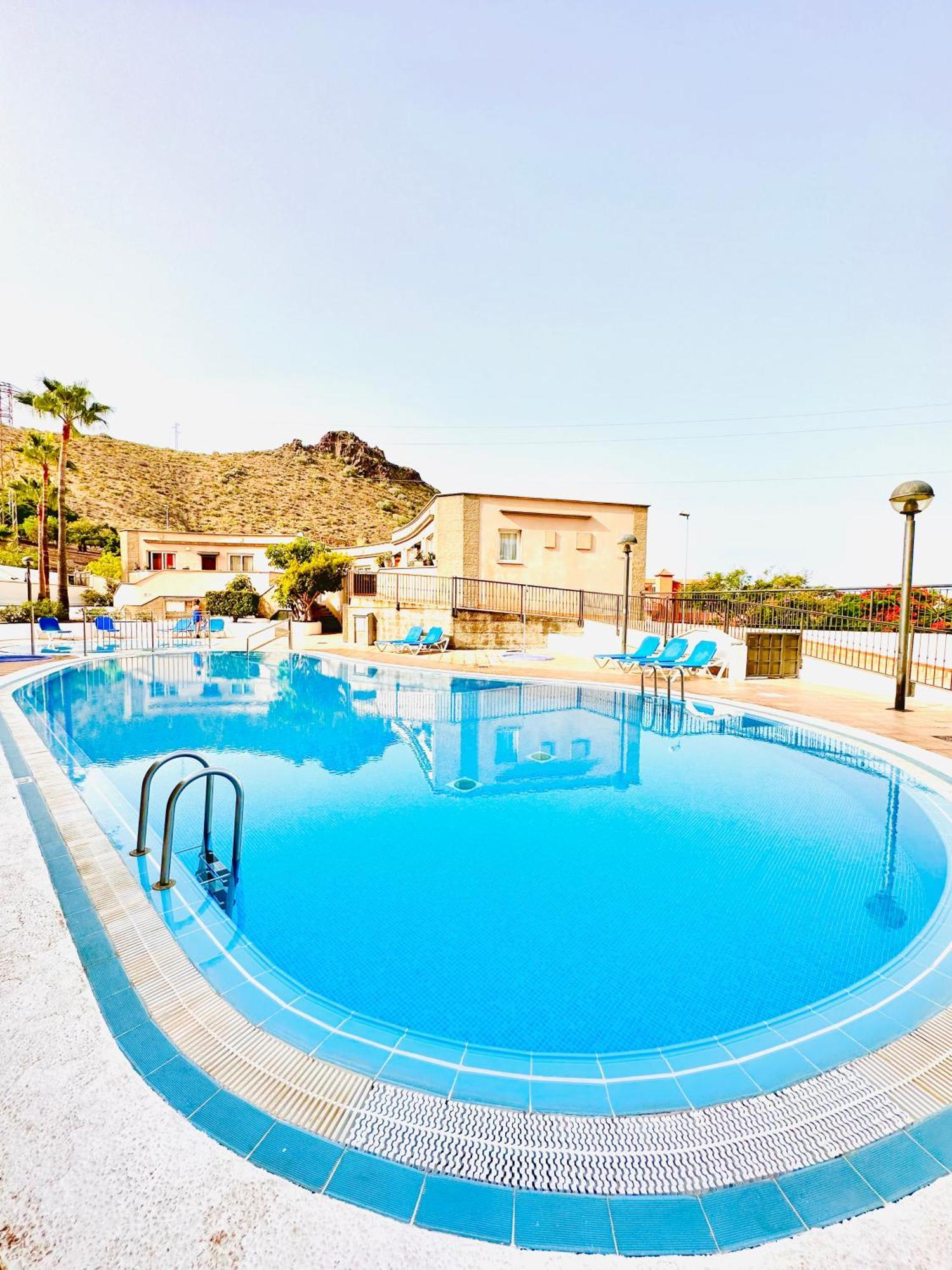 Apartamento En Costa Adeje Екстериор снимка