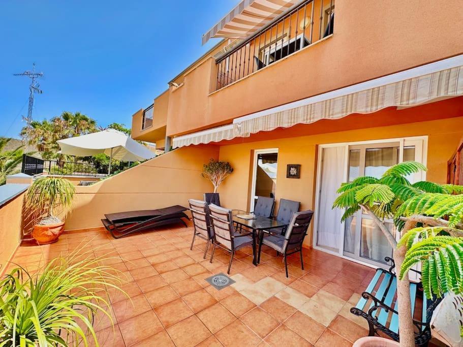 Apartamento En Costa Adeje Екстериор снимка